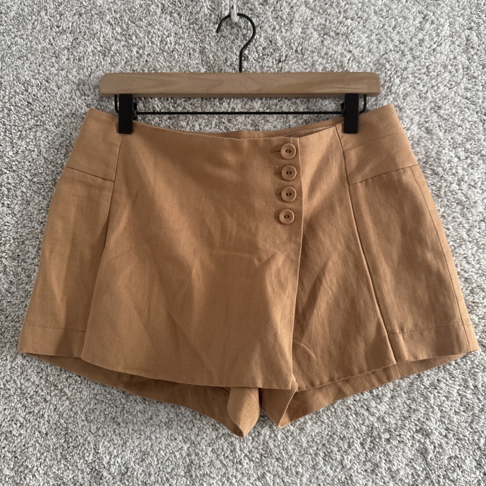 Animale Skort Shorts - Fall transition Piece - Size 38/M